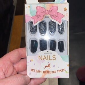 4/$25 New press on nails